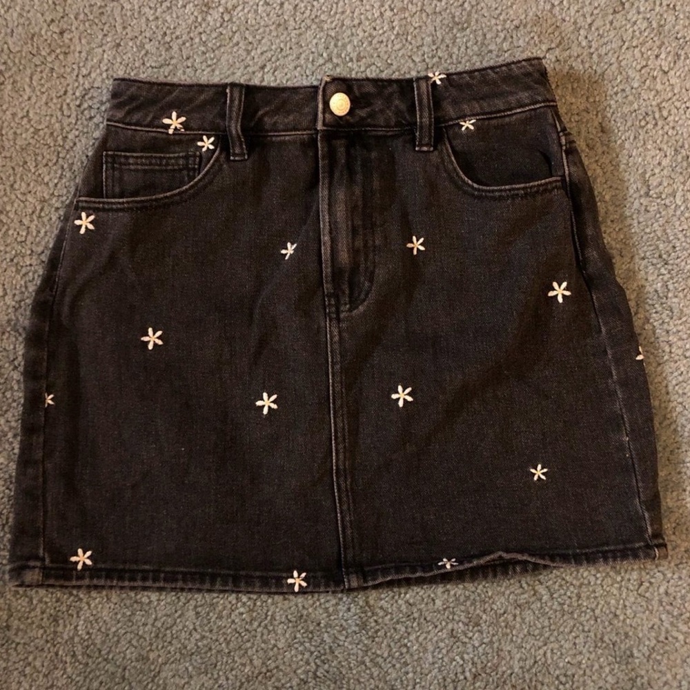 PacSun Black Skirt with White Floral Accents